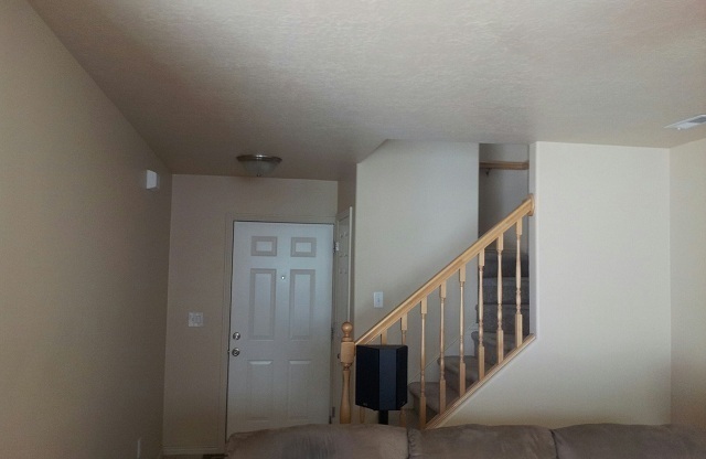 2 beds, 1.5 baths, $1,500, Unit 652 W 800 N # 127