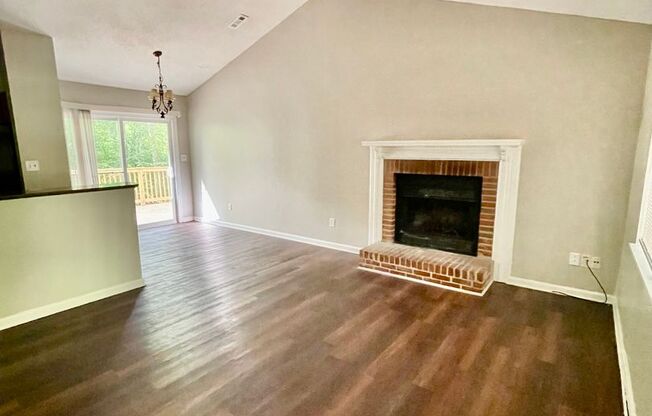 This Adorable 2 bedroom 2 bath duplex is located near Monroe Rd and Sardis Rd