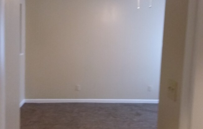 2 beds, 2 baths, $1,350