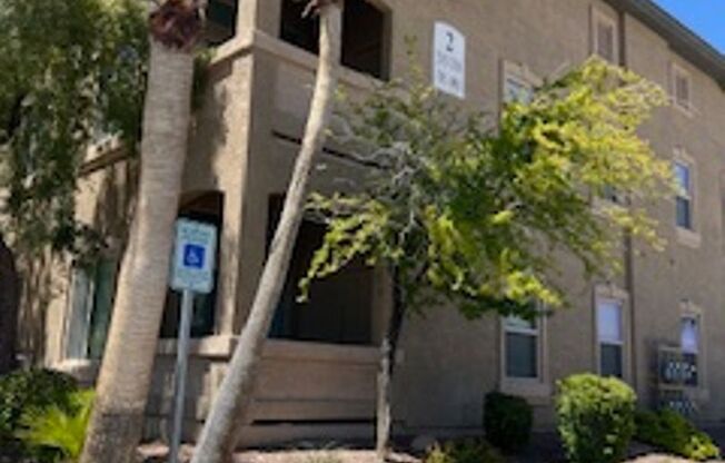 1st Floor Condo in Gated Sunset Cliffs community