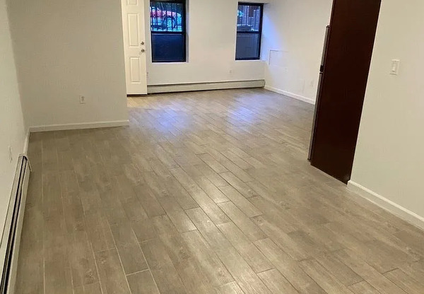 17 IRVING PL