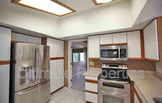 19816 N 76 AVE