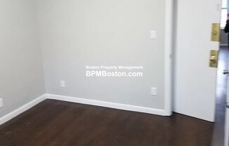 1 bed, 1 bath, 999 sqft, $1,800, Unit 3