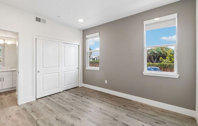 2 beds, 2 baths, 805 sqft, $2,795, Unit 4102