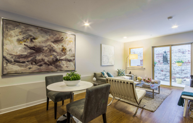 3 beds, 2 baths, 1,520 sqft, $2,595, Unit 208