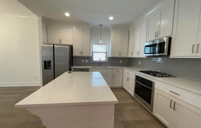 3 Bedroom With a Bonus Room In Central School District!