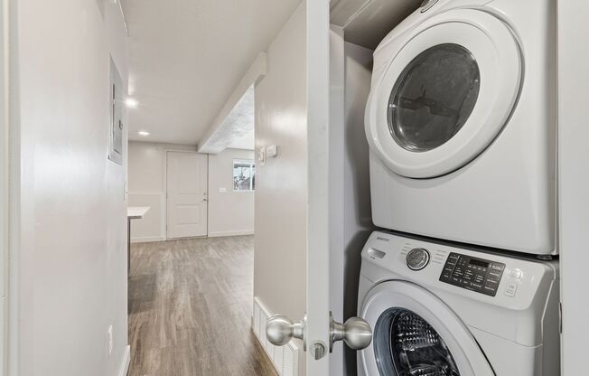 2 beds, 1 bath, 850 sqft, $1,250, Unit B-104