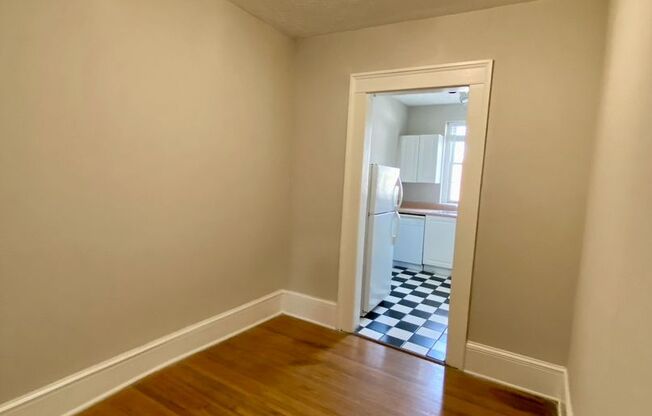 1 bed, 1 bath, 550 sqft, $1,645, Unit 963-201