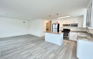 3175 Mission St,