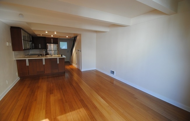 39 ETRURIA ST