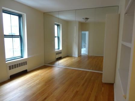 Studio, 1 bath, $2,450, Unit 3G