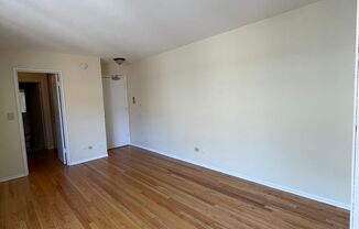 Studio, 1 bath, $1,495, Unit 535-560