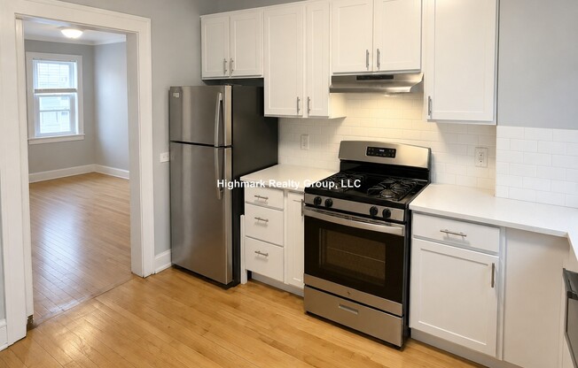 805 Judson Ave 1