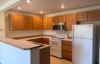 2 beds, 2.5 baths, $1,875, Unit 2416