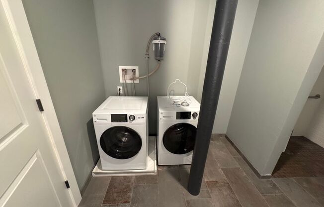 Studio, 1 bath, 500 sqft, $1,000, Unit ADA 313