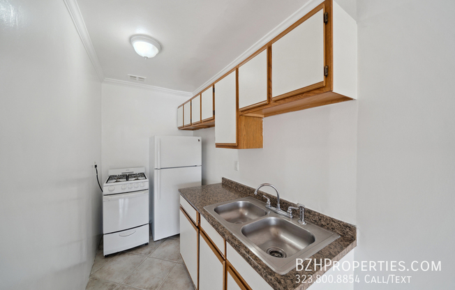 6827 Leland Way