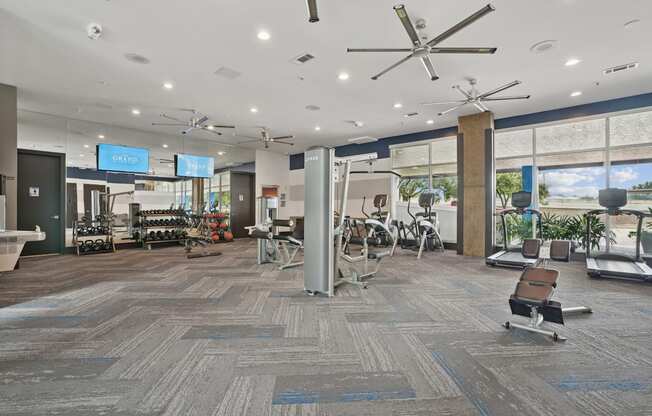 The Grand Upper Kirby Apartments in Houston, TX Fitness Center
