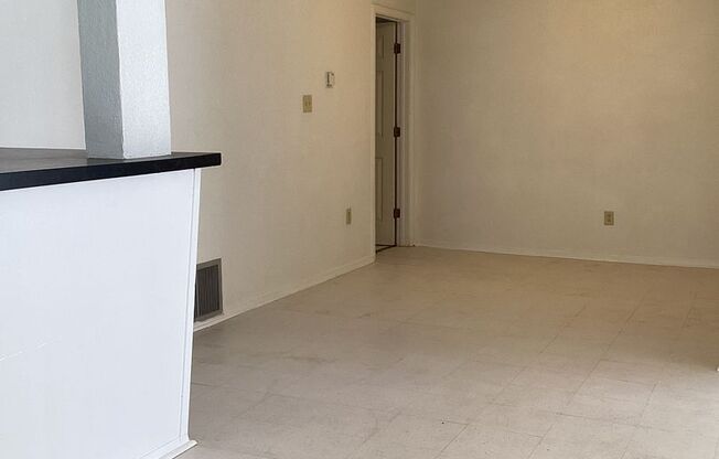 Spacious Vintage 3 Bed 1 Bath!
