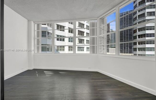 2 beds, 2 baths, $3,300, Unit # 1121