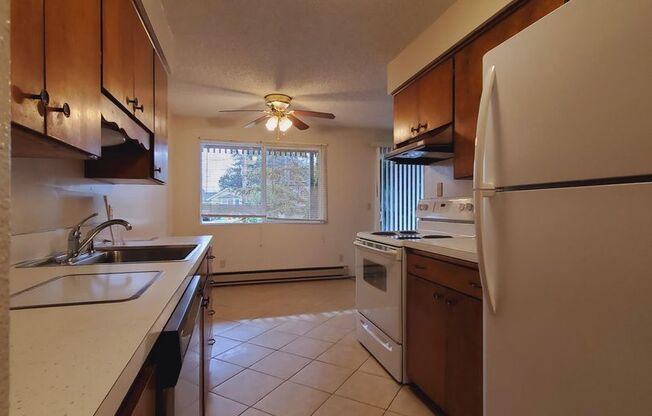 2 beds, 1 bath, 760 sqft, $1,775, Unit 2