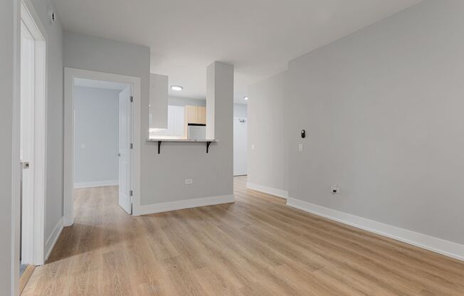 1 bed, 1 bath, 580 sqft, $1,750, Unit 220