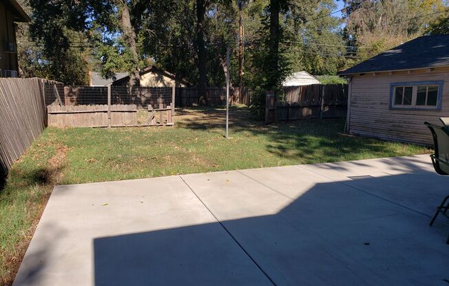 3 bed 2 bath Chico Charmer with large back yard!