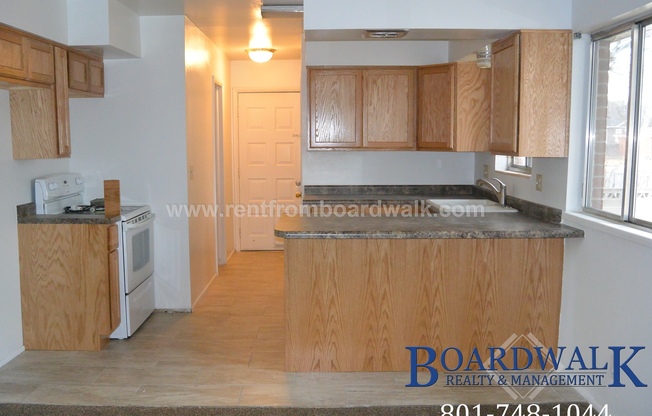 5 beds, 2 baths, $2,300