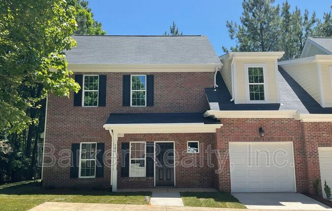 144 TUSKA HLS DR