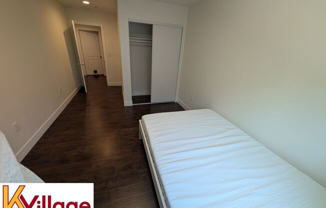 1442 W 35TH ST