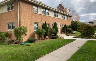 5295 N. Mohawk Ave.