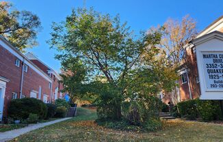 Spacious and Bright Condo in ParkFairfax