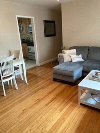 125 FARRAGUT RD
