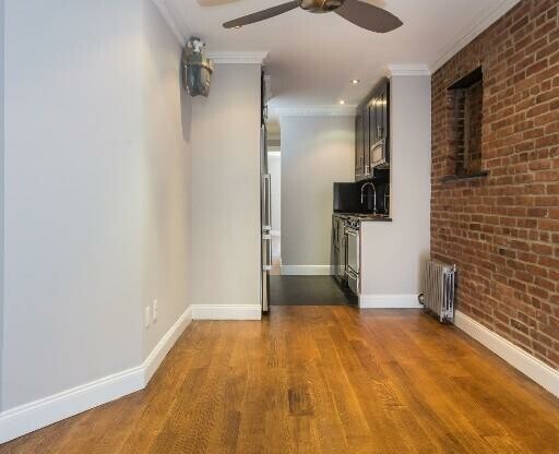 3 beds, 1 bath, $6,495, Unit 4A
