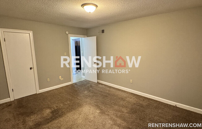 3228 S MENDENHALL RD