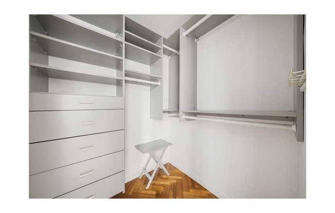 2 beds, 3.5 baths, $15,000, Unit 5101