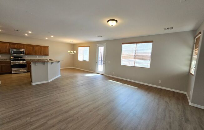 Rhodes Ranch 2 Story Rental