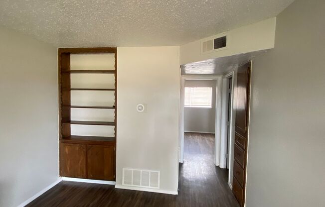 1 bed, 1 bath, $600, Unit 3