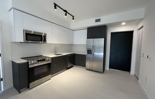 20900 NW 14 PL