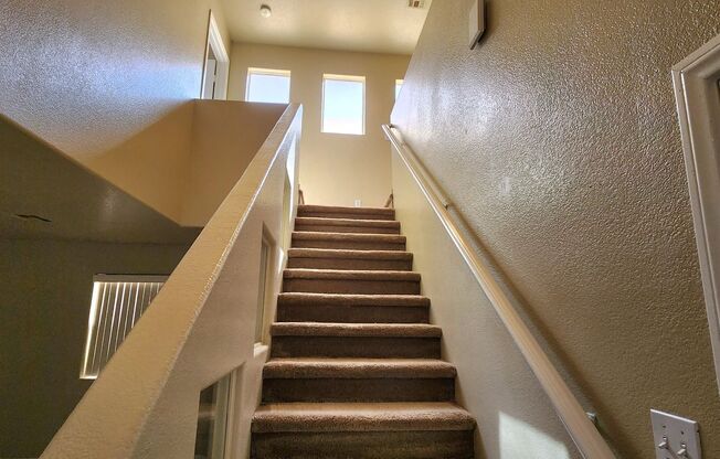 3 beds, 2.5 baths, $1,795