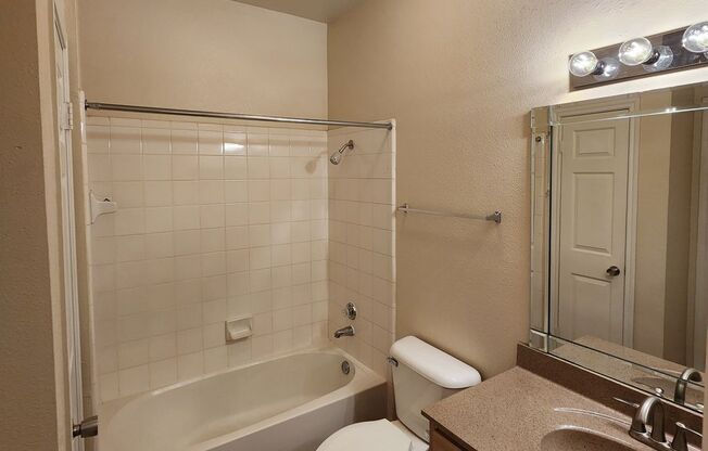 1 bed, 1 bath, 660 sqft, $1,325, Unit 505-u