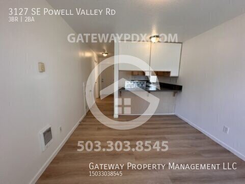 3127 SE POWELL VLY RD