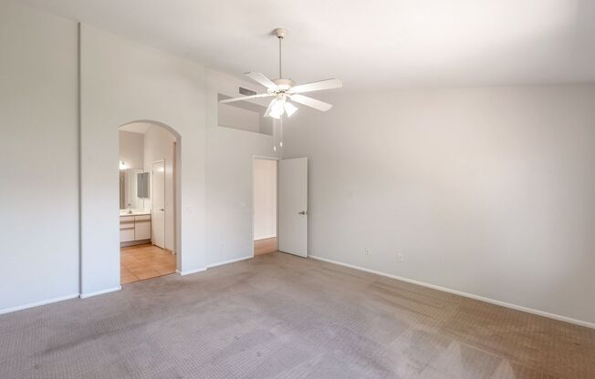 Stylish 3-Bedroom Home with Pool in Phoenix