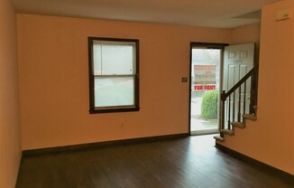 2 beds, 1.5 baths, $1,195, Unit Unit F