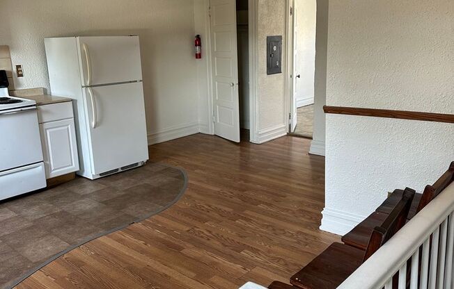 1 bed, 1 bath, $975