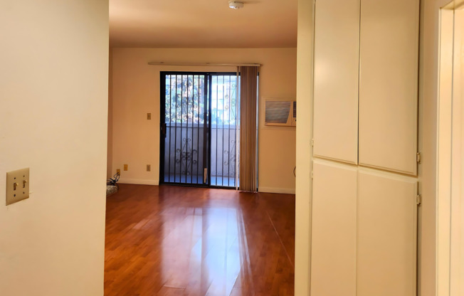432 S. Normandie Ave, Los Angeles, CA 90020