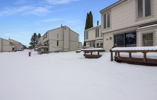 2 beds, 2.5 baths, $1,725, Unit C-3