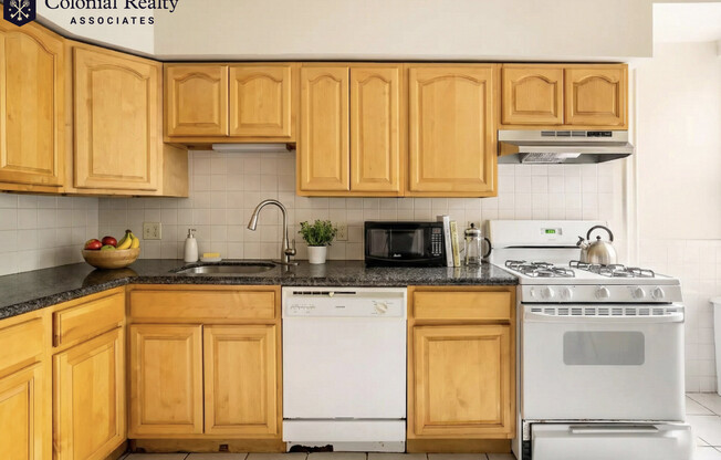 12 Strathmore Rd