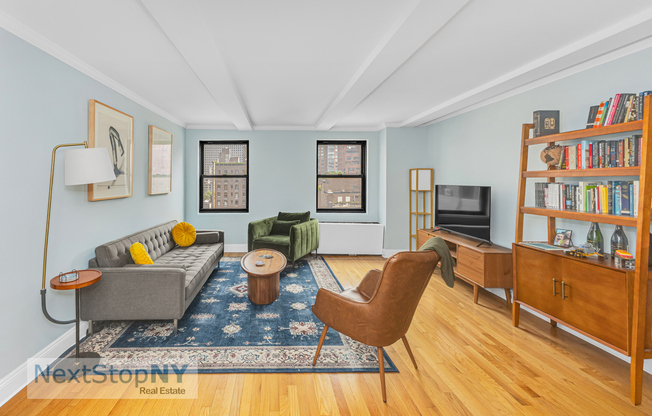 235 E 49 ST