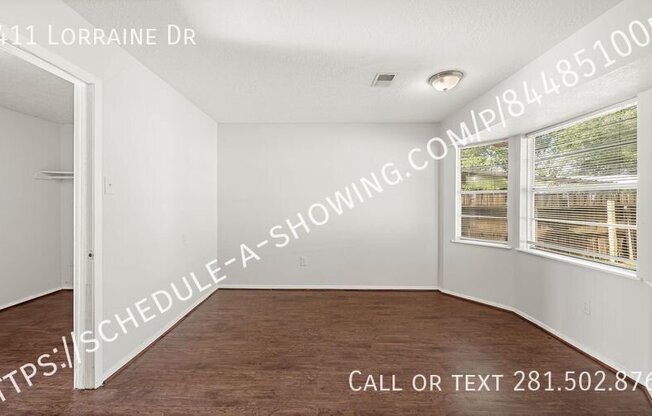 5411 LORRAINE DR