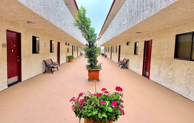 Royal Hazeltine Villas